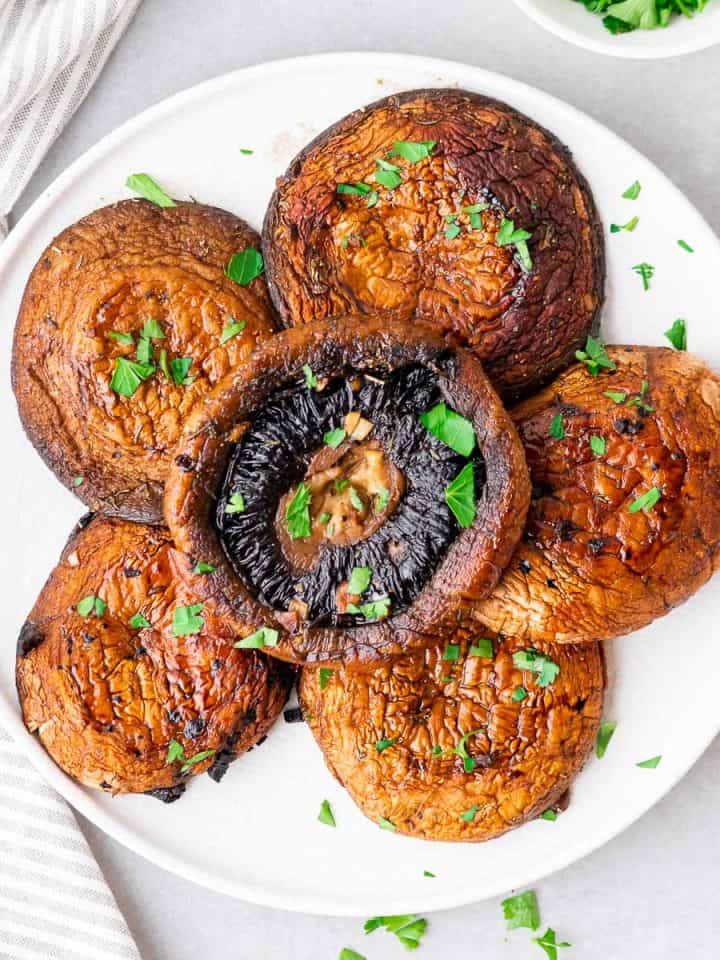 featured image for the portobello mushrooms in the air fryer