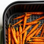 featured image for the air fryer baby carrots