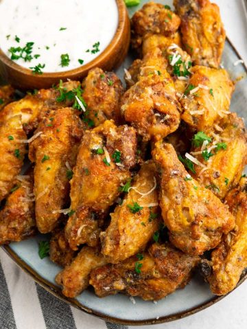 Featured image for the air fryer garlic parmesan wings recipe